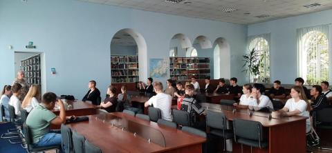 Місячник першокурсника в бібліотеці