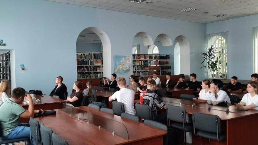 Місячник першокурсника в бібліотеці